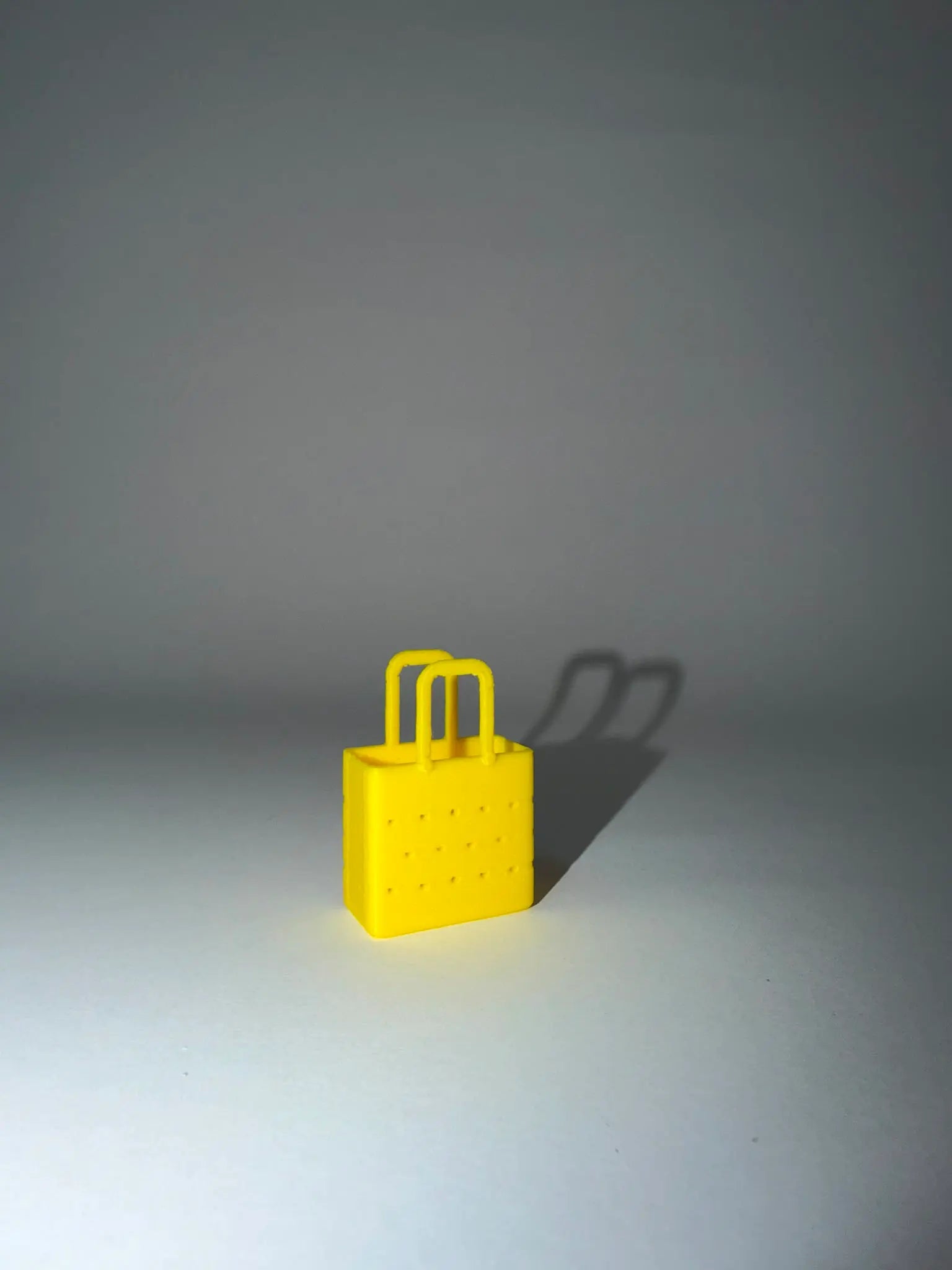 Llavero Mini Bolso de Mano - Diseño Miniatura 3D con Textura