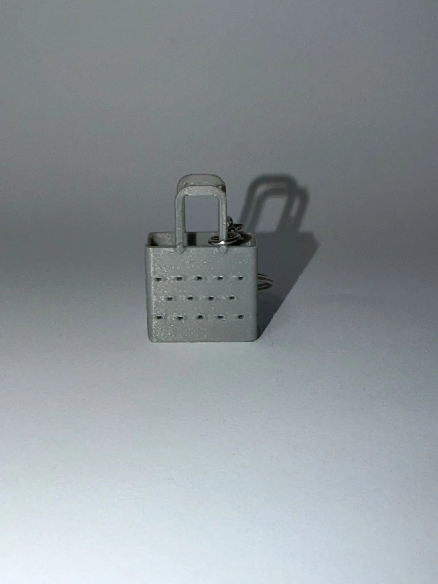 Llavero Mini Bolso de Mano - Diseño Miniatura 3D con Textura