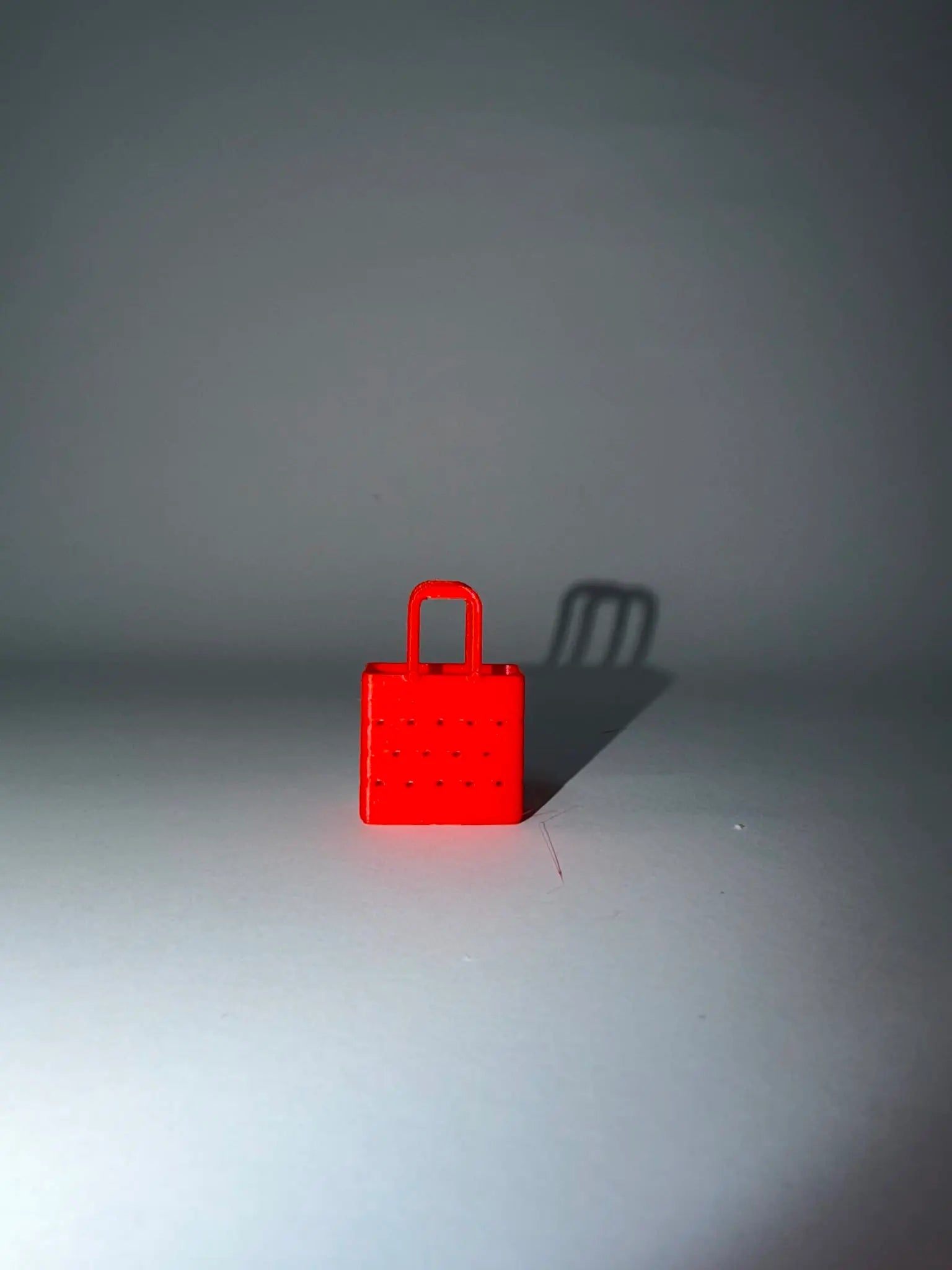 Llavero Mini Bolso de Mano - Diseño Miniatura 3D con Textura
